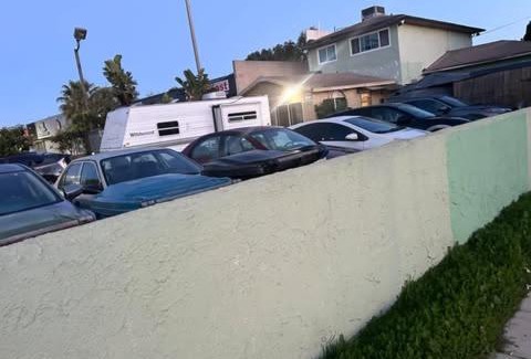 Inglewood Hostel | LAX Victory