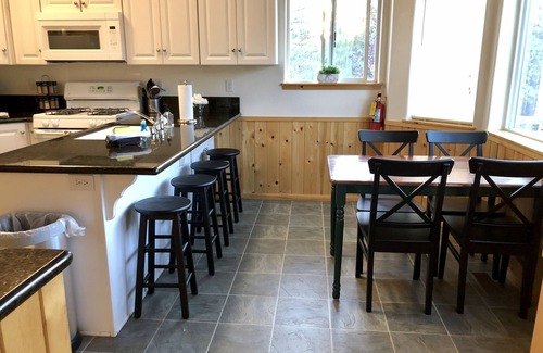 Big Bear Lake House | LOCATION LOCATION LOCATION! Perched above village - 5min walk!