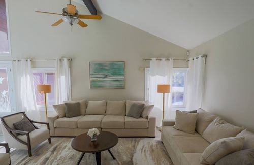 Fountain Valley House | Long Term Rental 4 beds 2.5 baths house with pool near Huntington beach
