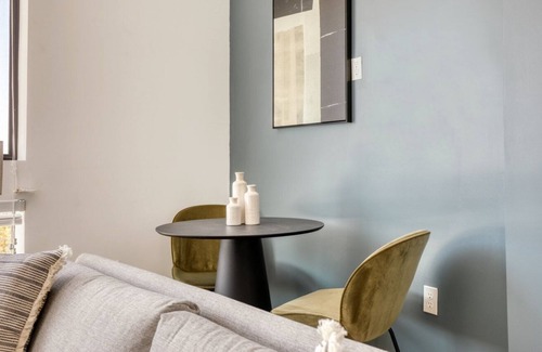 Palms Apartment | Lovely Culver City 1BR w/Gym & Roof Lounge, Walkable Area, by Blueground