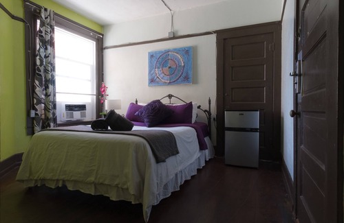 East Village Hostel | Lucky D's Hostel