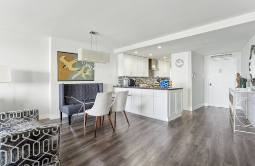 Marina del Rey Condo | Luxurious 2 Bedroom 2 Bath Condo with Stunningly Gorgeous Ocean and Marina Views