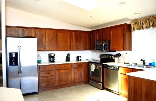Havasu Lake House | Luxurious Havasu Lake View Home