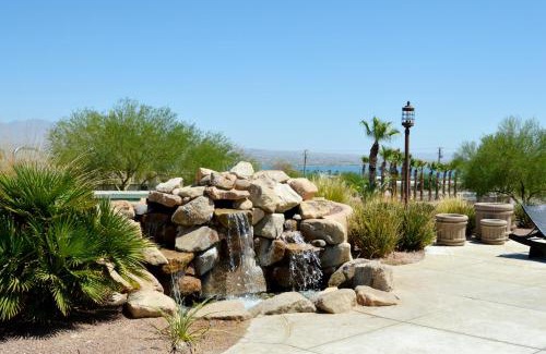 Havasu Lake House | Luxurious Havasu Lake View Home