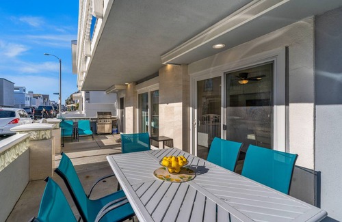 Santa Ana Heights House | Maisonette ∙ 3 bedrooms ∙ 6 guests