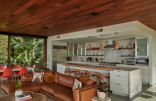 Eastern Malibu House | Malibu Mid-Century Modern Luxury retreat home