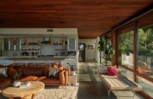 Eastern Malibu House | Malibu Mid-Century Modern Luxury retreat home
