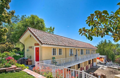 Malibu Apartment | Malibu Mtn. Retreat - Elegant Equestrian Paradise!