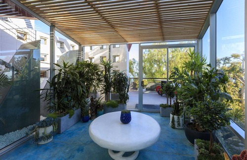 Malibu House | Malibu Playhouse with Panoramic Ocean Views!