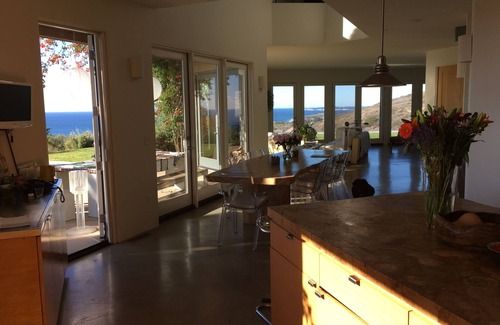 Eastern Malibu House | Malibu Villa with Infinity Pool, Spectacular 180 degree Coastal Views