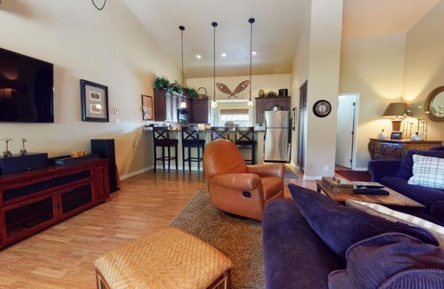 Mammoth Lakes House | Mammoth Reservations