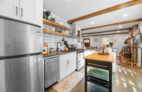 Sugarloaf Cabin | Maple Cottage
