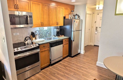 South Lake Tahoe Apartment | Marriott Grand Res #3167 - Next door to Heavenly Gondola - Large Studio - Mountain View
