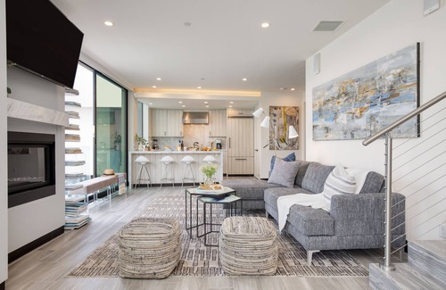 Los Angeles County House | Matador by AvantStay | Ocean Front Malibu Pad w/Rooftop Patio