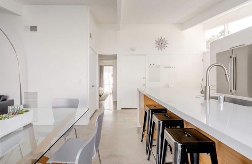 Racquet Club Estates House | Mid-century Alexander w Heated Saltwater Pool/Spa, Tesla Charger