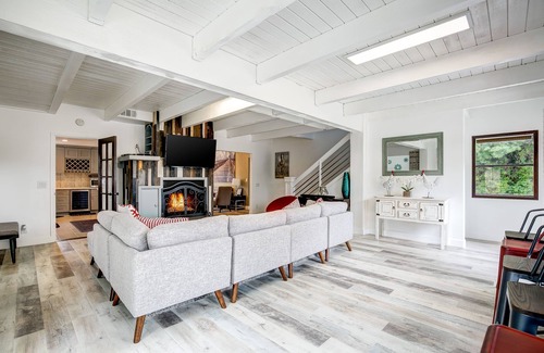 Riverview West House | Mini Villa close to beaches Disneyland and much more!