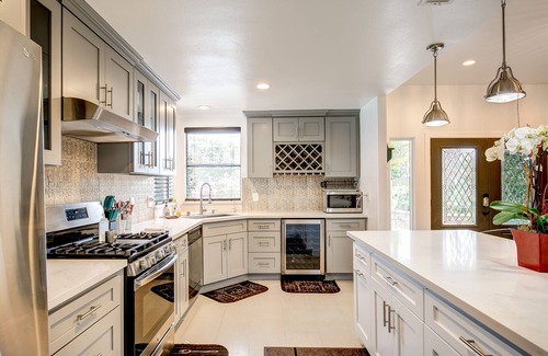 Riverview West House | Mini Villa close to beaches Disneyland and much more!