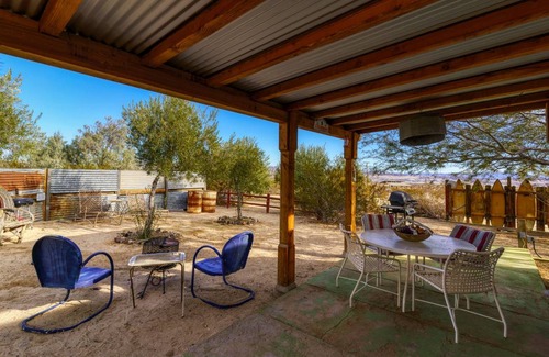 Twentynine Palms House | Mobile home ∙ 1 bedroom ∙ 2 guests