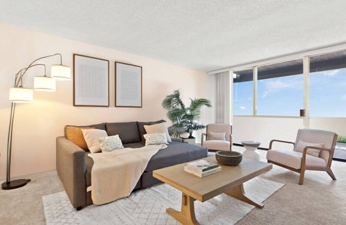 Silver Strand Apartment | Modern 3BD/2Ba Apt in Marina, CA