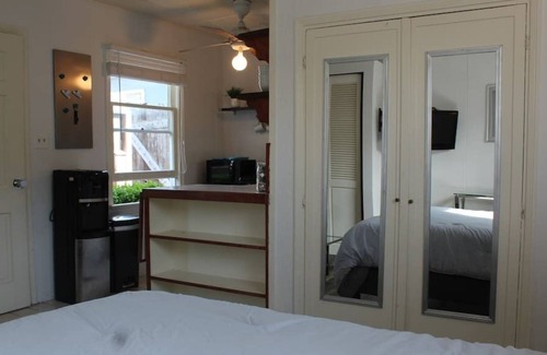 Point Loma House | Modern Bungalow Home Minutes From Beach