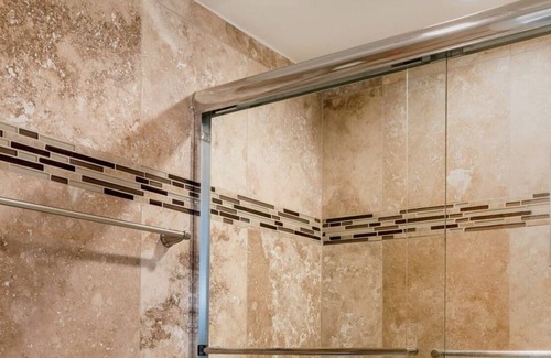 Studio City Condo | Modern high-end condominium