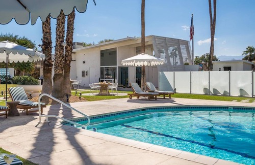 Desert Park Estates House | Monkey Tree Hotel 14