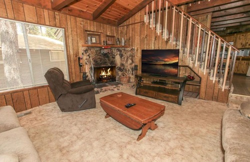Moonridge House | Moonridge Sunset Retreat