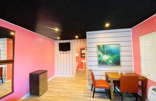 Los Angeles Hotel | Motel ∙ 2 guests
