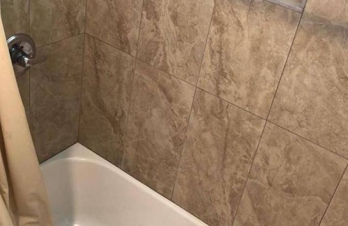 Norwalk Hotel | Motel ∙ 2 guests
