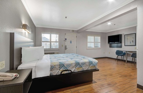 Ontario Hotel | Motel 6 Ontario, CA - Convention Center - Airport