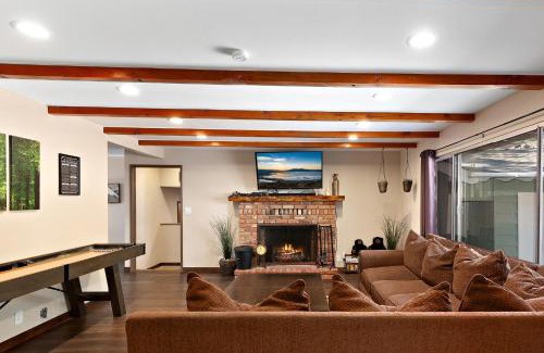 Big Bear Lake House | Mountain Fun-1729 by Big Bear Vacations