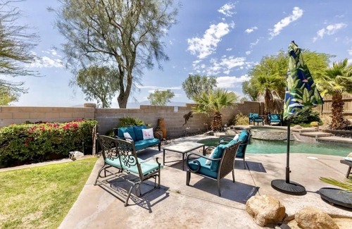 Desert Hot Springs House | Mountain & Sunset Views, Private Salt water Pool Spa, Putting Green, Spacious