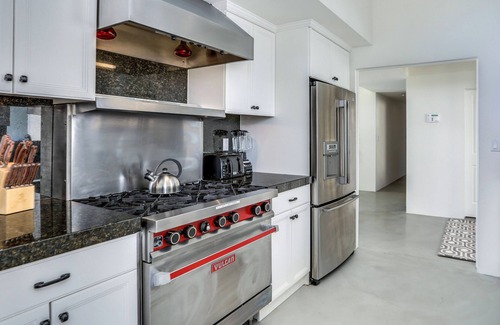 The Movie Colony House | Movie Colony Palms - Beautiful Designer Home!