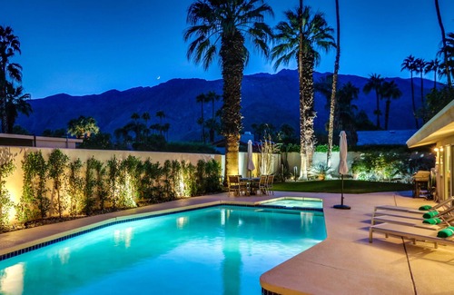 The Movie Colony House | Movie Colony Palms - Beautiful Designer Home!