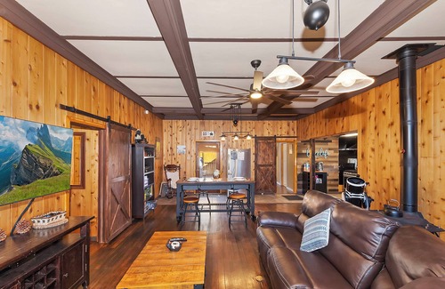 Boulder Bay House | New Hot Tub, New Fire Pit, Game Room and More!