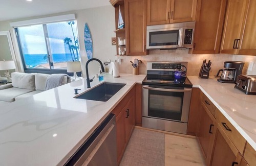 North Pacific Beach Condo | New Kitchen+Floor at this PB Boardwalk Oceanfront!