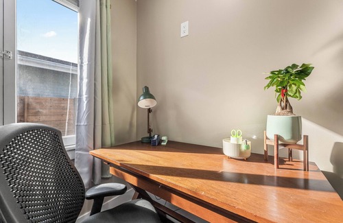Hollywood House | New Listing - Pet-friendly Home, Premium Amenities, Gated with yard, EV Charger