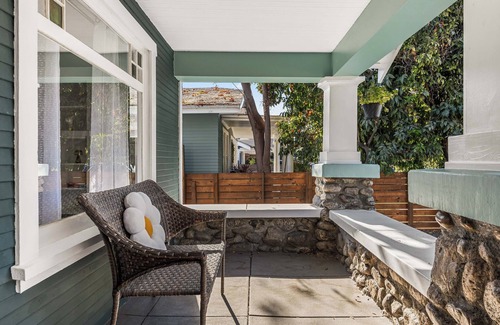 Hollywood House | New Listing - Pet-friendly Home, Premium Amenities, Gated with yard, EV Charger
