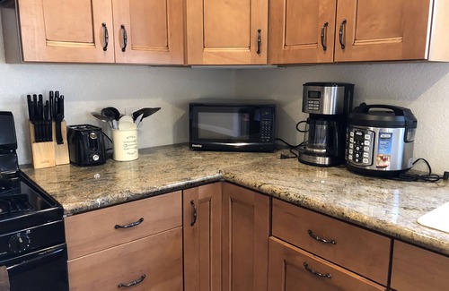 Fullerton House | Nice and comfort 3/2 house 10 minutes to Disneyland or Knotts