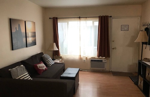 North Hollywood Apartment | North Hollywood / Burbank Townhouse