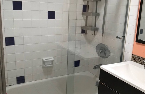 North Hollywood Apartment | North Hollywood / Burbank Townhouse