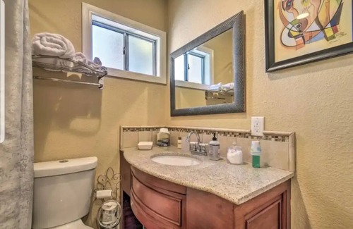 Inglewood Apartment | Oasis Studio with private yard