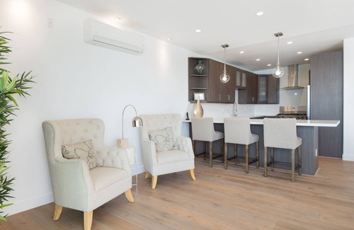 Eastern Malibu House | Oceanfront Beach House the Heart of Malibu!