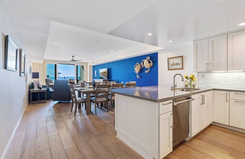 Beach Barber Tract House | Oceanfront, Steps to Beach/A/C/Parking