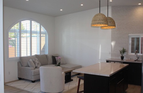 Townsite House | Oceanside Gem