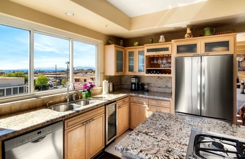 South Redondo House | Oceanview Coastal Retreat in Redondo Beach