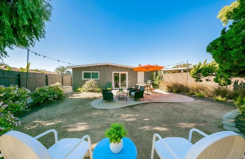 Encinitas House | Orange Door Oasis