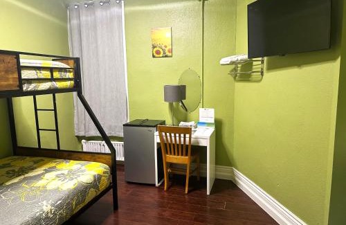 Tenderloin Hostel | Orange Village Hostel