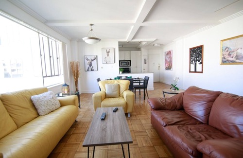 Miracle Mile Apartment | Perfect Location, Peaceful Vibes