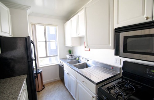 Miracle Mile Apartment | Perfect Location, Peaceful Vibes